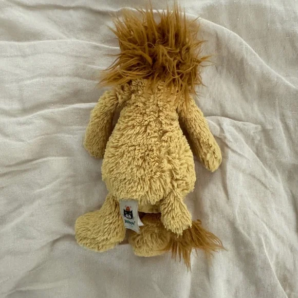Jellycat Bashful Lion Small 8" Plush Stuffed Animal - Picture 4 of 6
